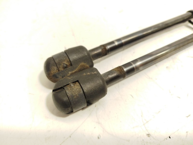 Recambio de amortiguadores maletero / porton para bmw x1 (e84) sdrive 18 d referencia OEM IAM 51242990136  