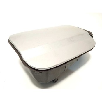 TAPA EXTERIOR COMBUSTIBLE A2047500103 