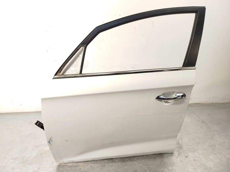 Recambio de puerta delantera izquierda para kia carens iv 1.7 crdi referencia OEM IAM 76003A4000  