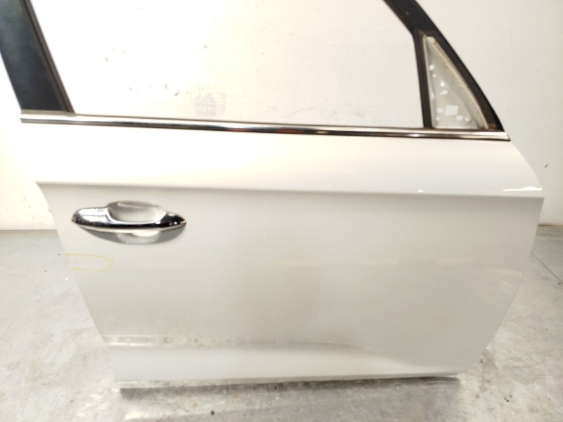 Recambio de puerta delantera derecha para kia carens iv 1.7 crdi referencia OEM IAM 76004A4000  