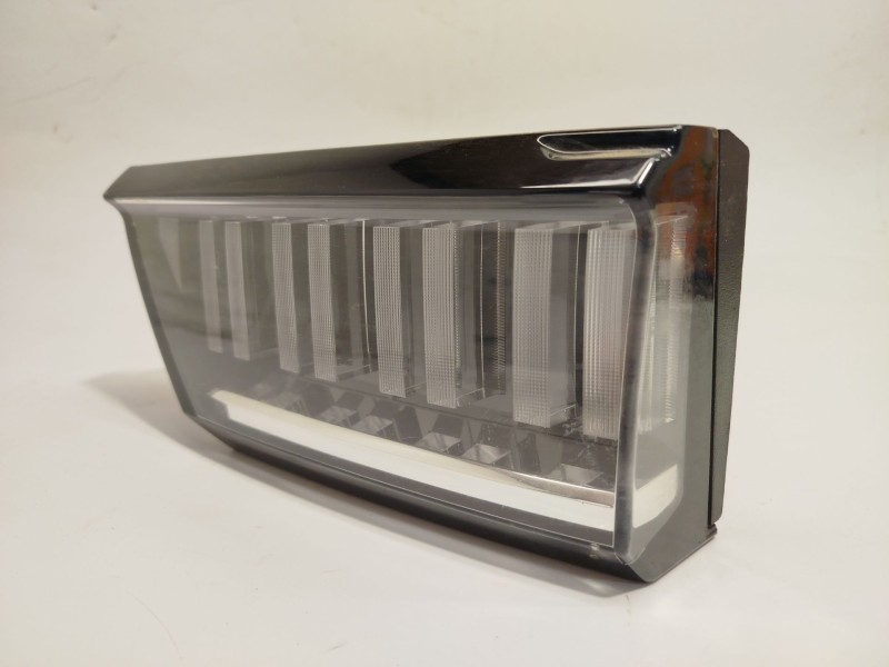 Recambio de piloto trasero derecho interior para lynk & co 01 phev referencia OEM IAM 8888077998  