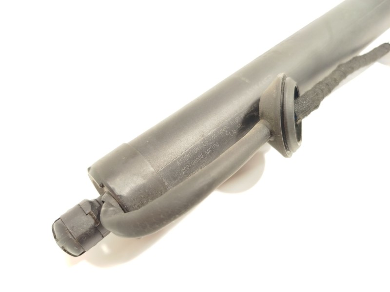 Recambio de amortiguadores maletero / porton para lynk & co 01 phev referencia OEM IAM 8891181673  