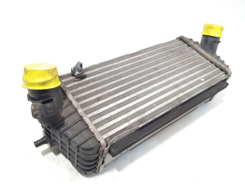 Recambio de intercooler para kia carens iv 1.7 crdi referencia OEM IAM 282702A480  