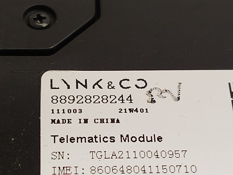 Recambio de modulo electronico para lynk & co 01 phev referencia OEM IAM 8892828244  