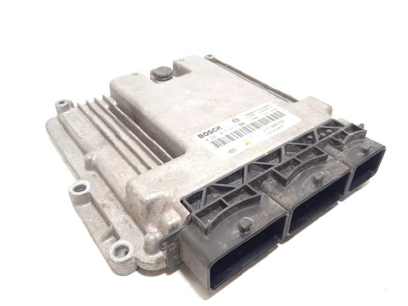 CENTRALITA MOTOR UCE 237100899R 237101487R 0281017977