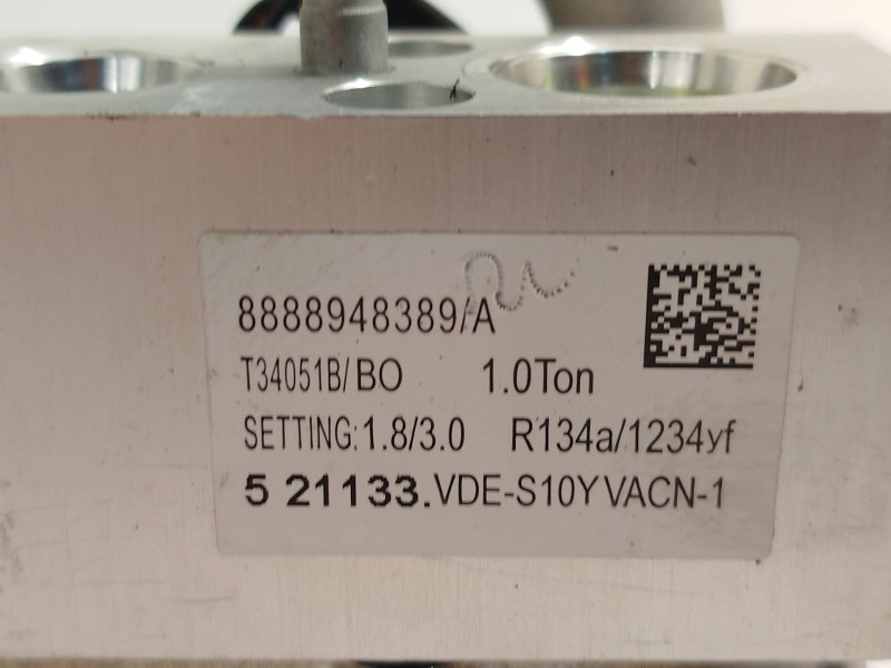 Recambio de valvula expansion para lynk & co 01 phev referencia OEM IAM 8888948389 8888948378 32260322