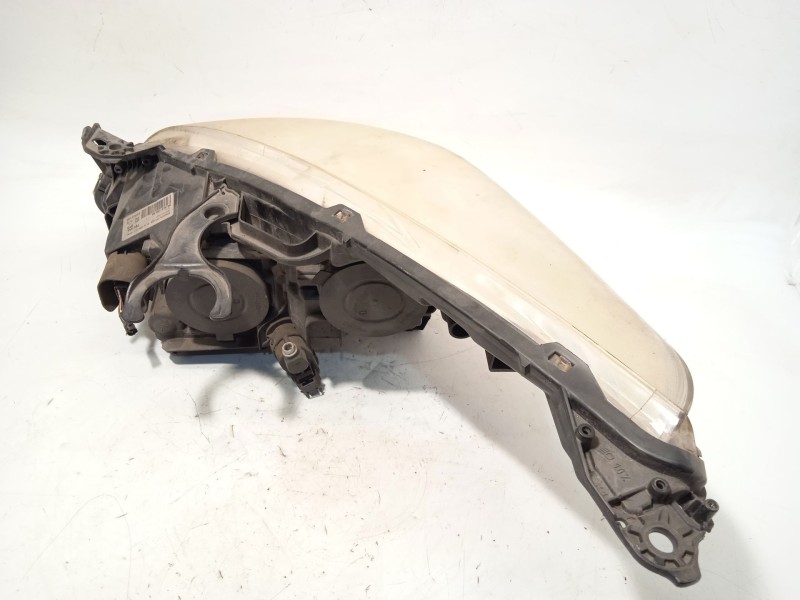 Recambio de faro derecho para peugeot 5008 (0u_, 0e_) 1.6 hdi referencia OEM IAM 9682519080 6206N9 89903105