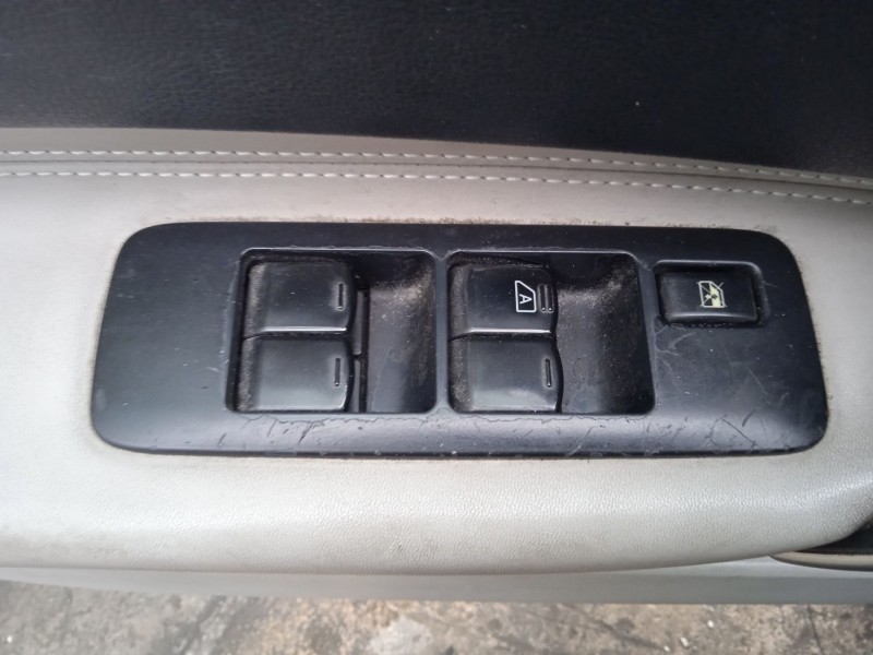 nissan qashqai i (j10, nj10) del año 2010