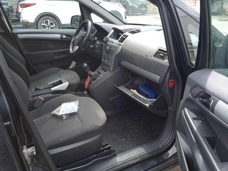 opel zafira / zafira family b (a05) del año 2009