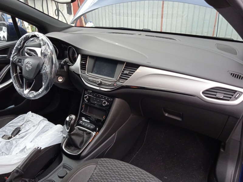 opel astra k (b16) del año 2020