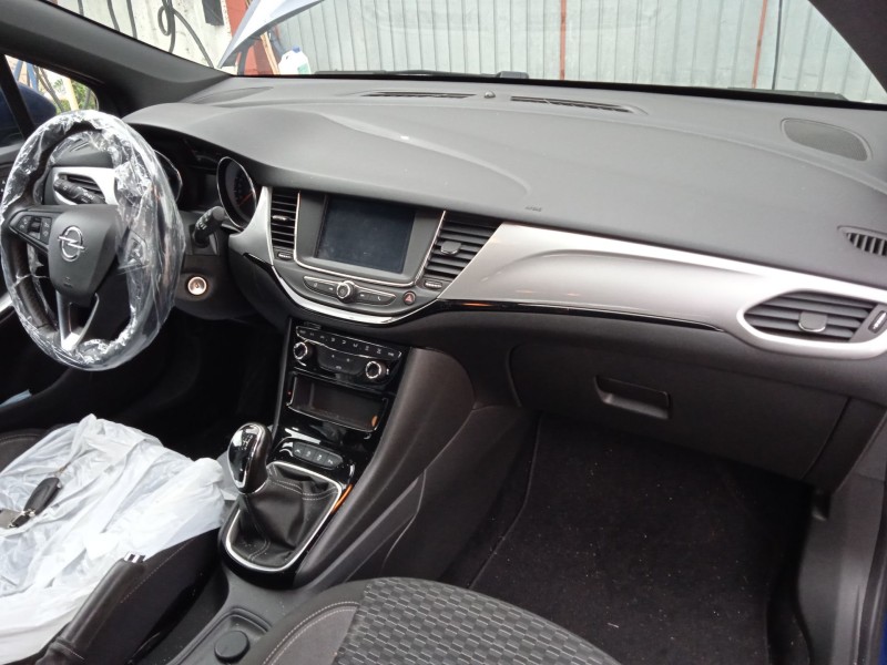 opel astra k (b16) del año 2020