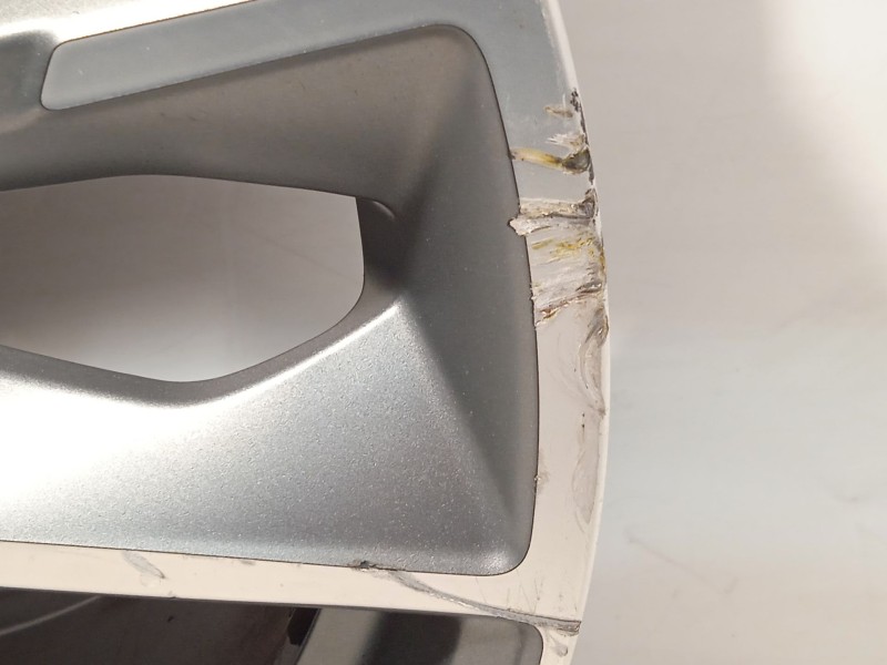 Recambio de llanta para audi a5 (f53, f5p) 2.0 tfsi referencia OEM IAM 8W0601025DC  