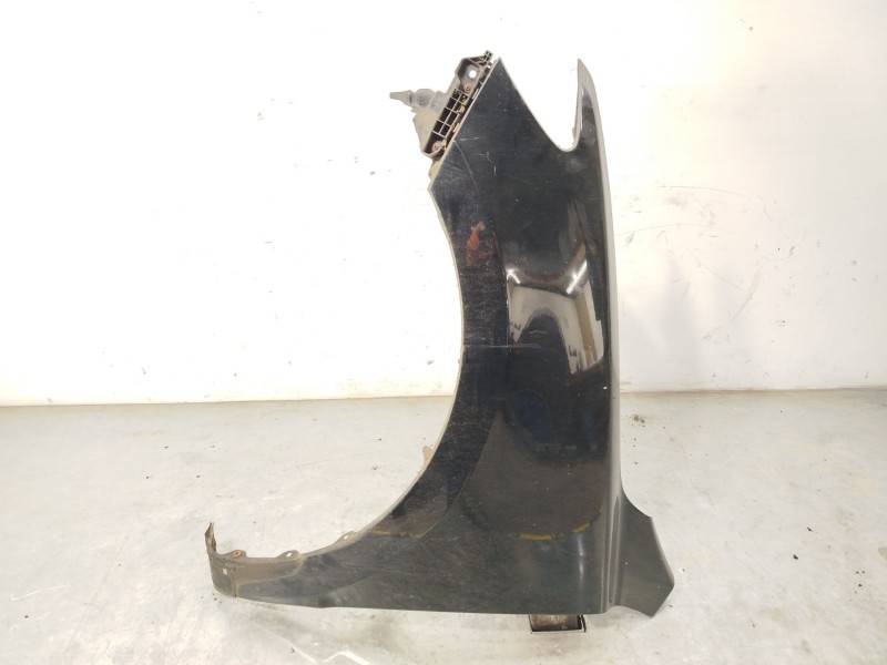 Recambio de aleta delantera izquierda para hyundai santa fé ii (cm) 2.2 crdi referencia OEM IAM 663102B500  