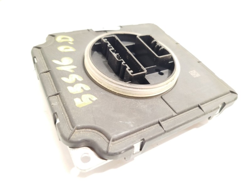 Recambio de centralita led derecha para lynk & co 01 phev referencia OEM IAM 8888254338  