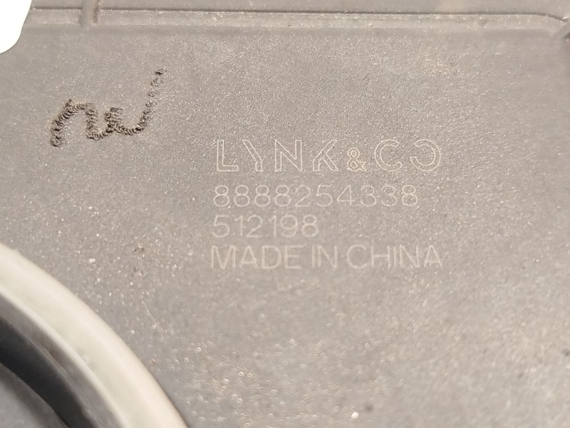 Recambio de centralita led derecha para lynk & co 01 phev referencia OEM IAM 8888254338  