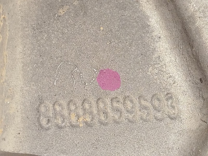 Recambio de mangueta delantera izquierda para lynk & co 01 phev referencia OEM IAM 8888859593  