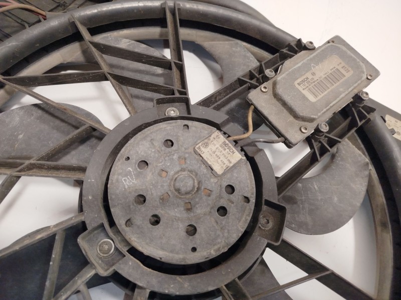 Recambio de electroventilador para audi q7 (4lb) 3.0 tdi quattro referencia OEM IAM 7L0121203F 7L0959455D 0130303922