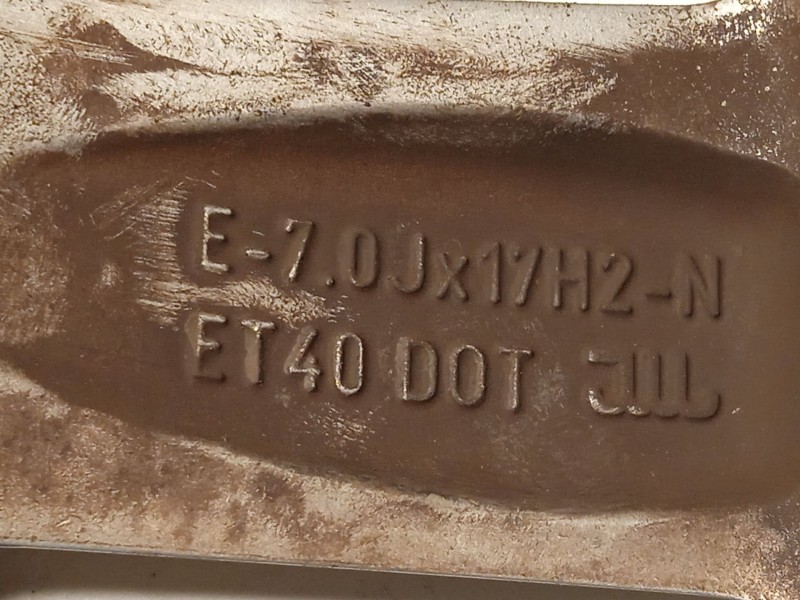 Recambio de llanta para audi q3 (f3b) 35 tdi referencia OEM IAM 83A601025F  