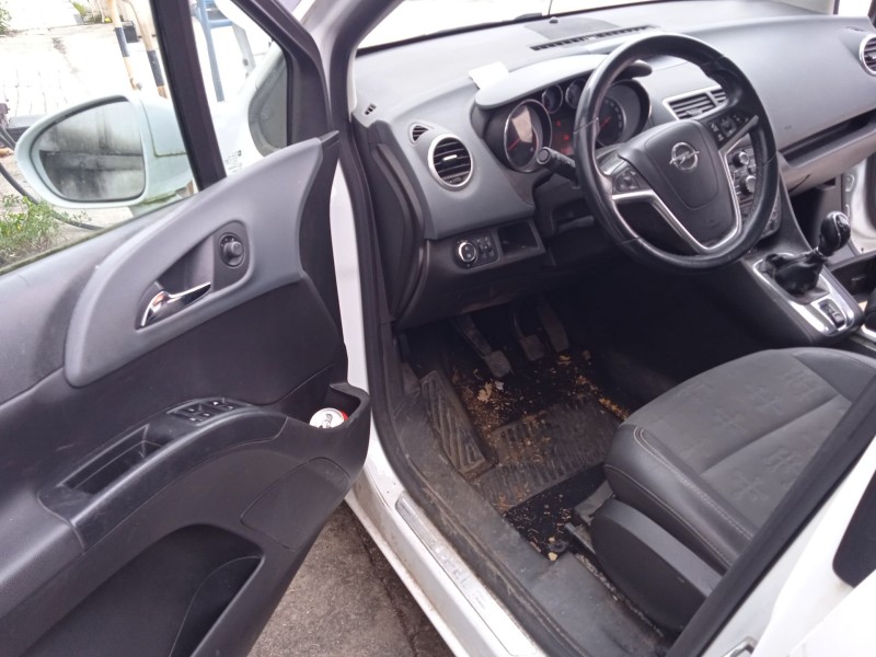 opel meriva b monospace (s10) del año 2010