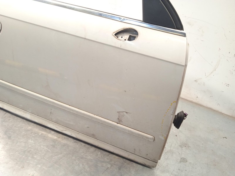 Recambio de puerta delantera derecha para seat exeo st (3r5) 2.0 tdi referencia OEM IAM 3R0831052  