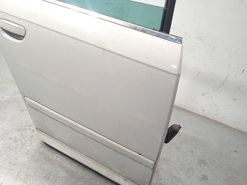 Recambio de puerta trasera derecha para seat exeo st (3r5) 2.0 tdi referencia OEM IAM 3R0833052  