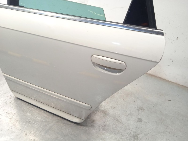 Recambio de puerta trasera izquierda para seat exeo st (3r5) 2.0 tdi referencia OEM IAM 3R0833051  