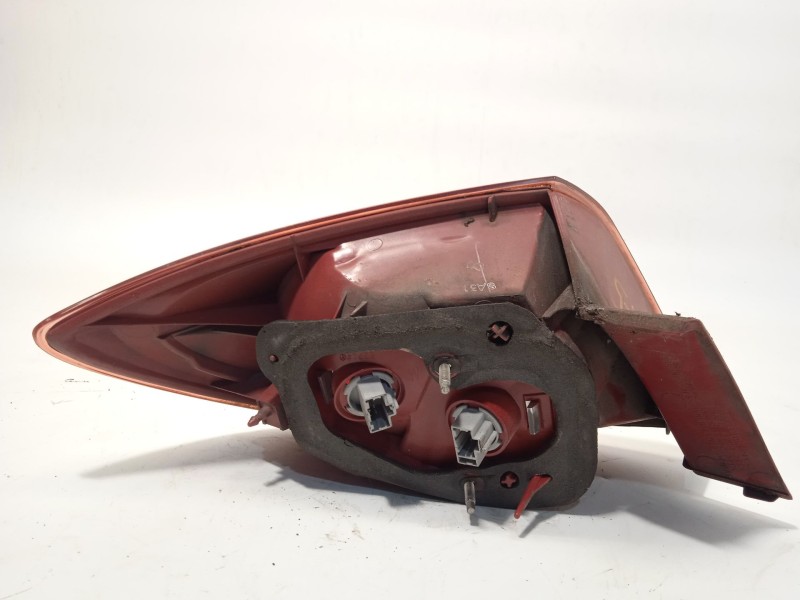 Recambio de piloto trasero derecho para mazda 3 (bk) 1.6 (bk14) referencia OEM IAM BP4K51150E  