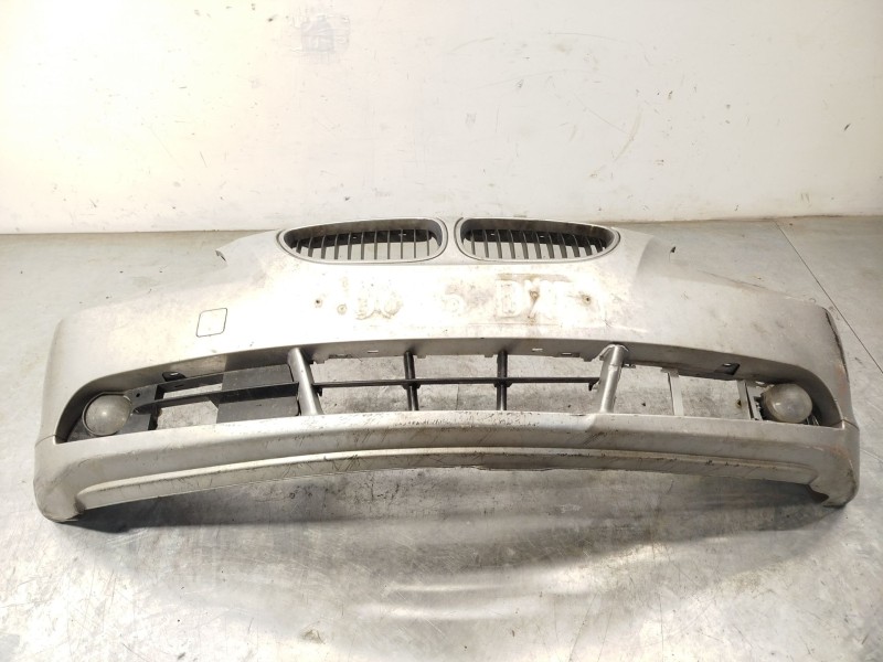 Recambio de paragolpes delantero para bmw 5 (e60) 520 d referencia OEM IAM 51117111740  
