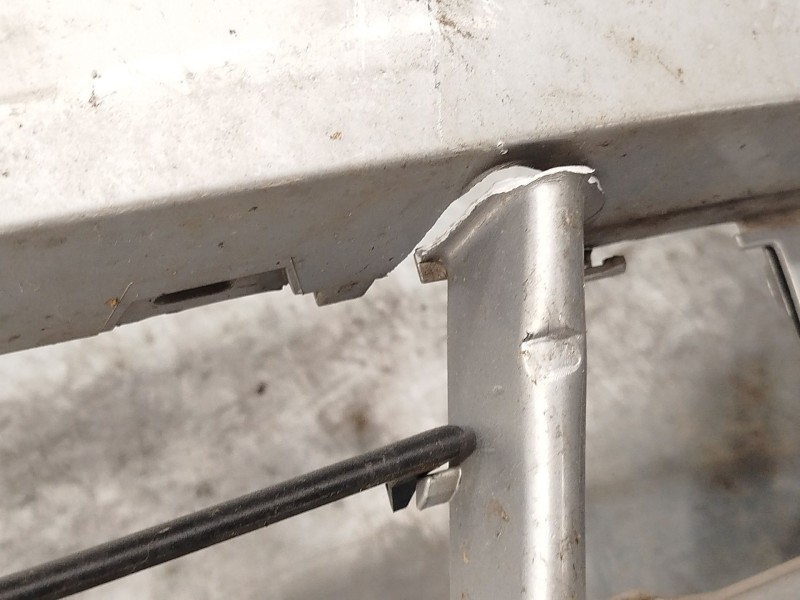 Recambio de paragolpes delantero para bmw 5 (e60) 520 d referencia OEM IAM 51117111740  