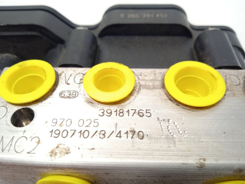 Recambio de abs para citroën c3 feel referencia OEM IAM 39181765 9830317080 970025