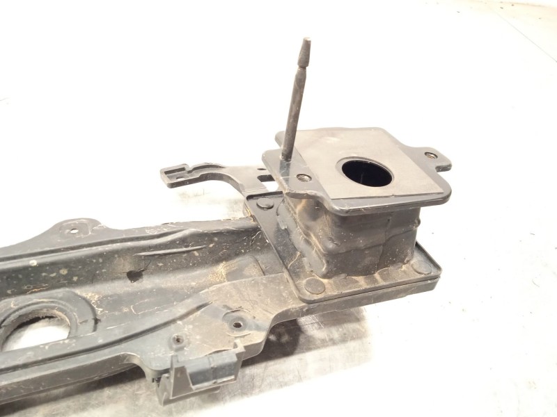 Recambio de refuerzo paragolpes trasero para kia niro (de) 1.6 gdi hybrid referencia OEM IAM 86631G5100  