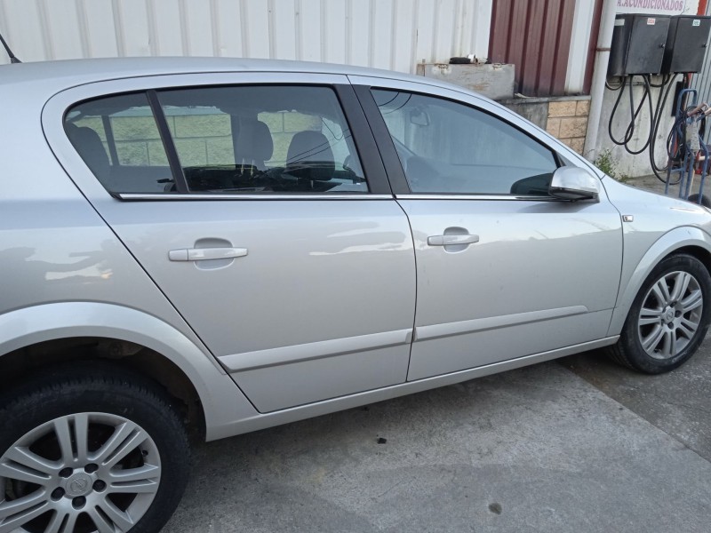 opel astra h (a04) del año 2007