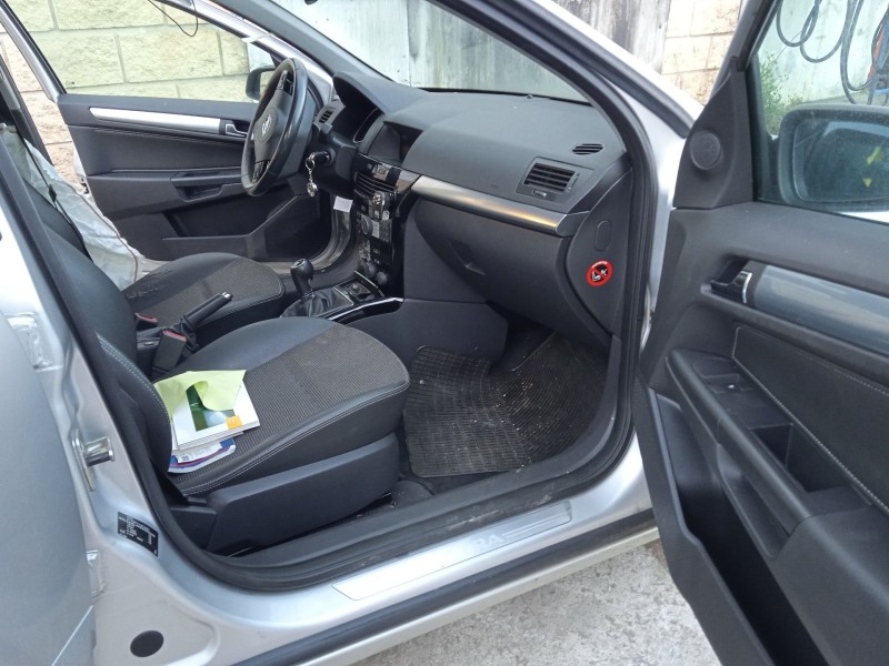 opel astra h (a04) del año 2007