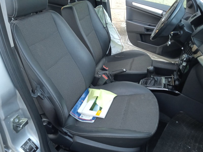 opel astra h (a04) del año 2007