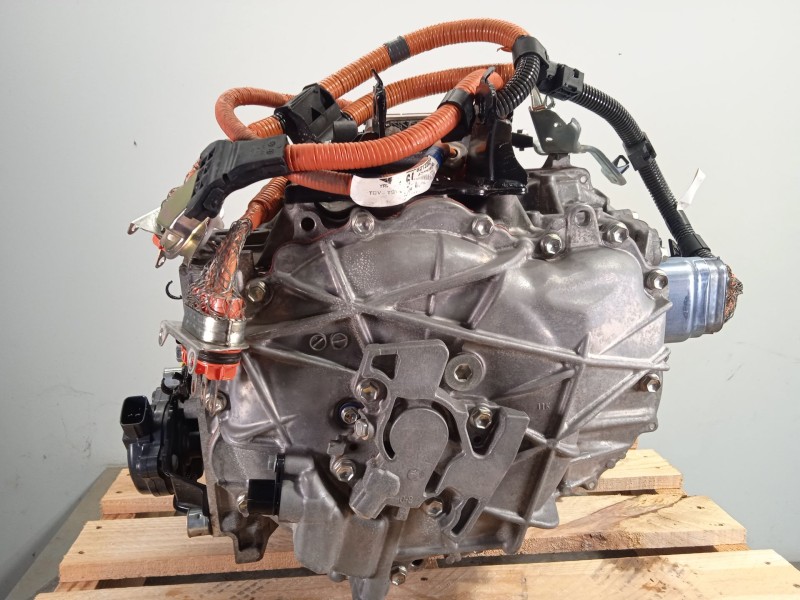 Recambio de caja cambios para toyota auris (_e18_) 1.8 hybrid (zwe186_) referencia OEM IAM 3090047084  