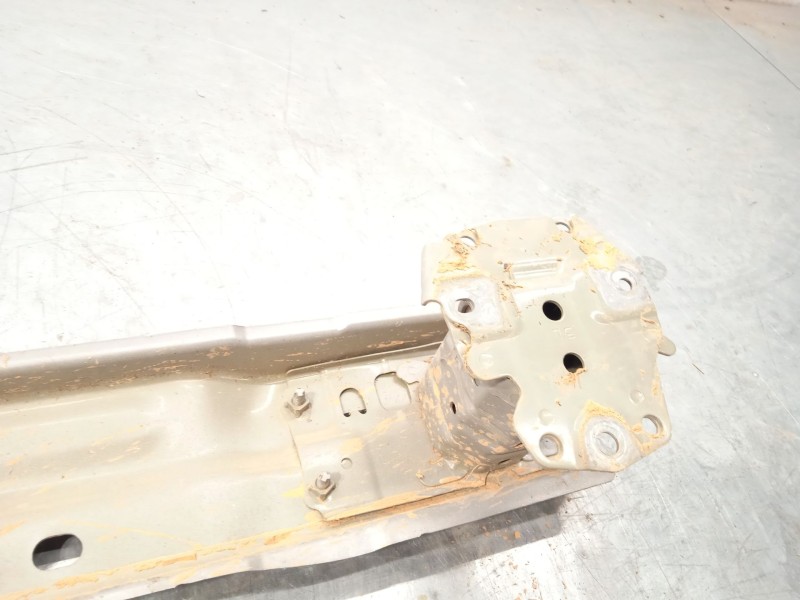 Recambio de refuerzo paragolpes trasero para toyota auris (_e18_) 1.8 hybrid (zwe186_) referencia OEM IAM 5217102170  