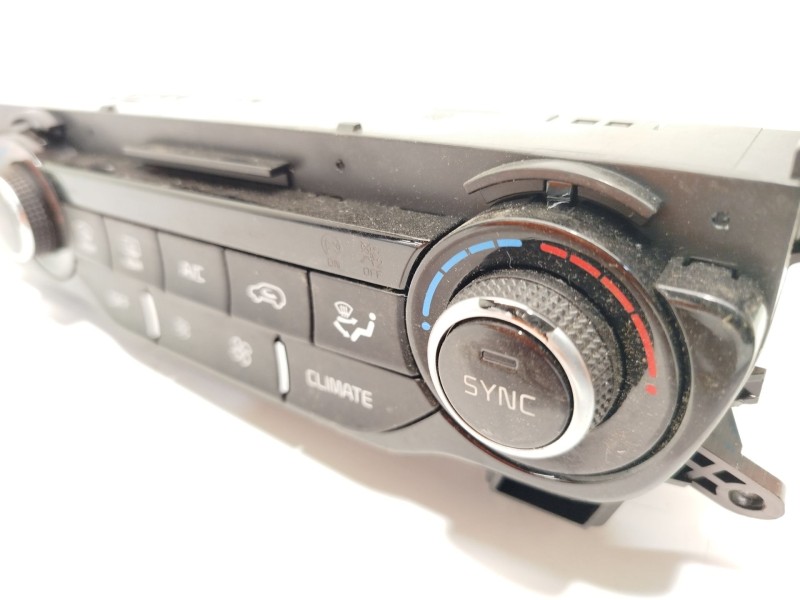 Recambio de mando climatizador para kia niro (de) 1.6 gdi hybrid referencia OEM IAM 97250G5630 97250G5630CA 