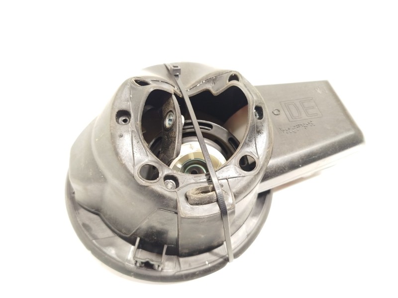 Recambio de tapa exterior combustible para kia niro (de) 1.6 gdi hybrid referencia OEM IAM 69513G5000  