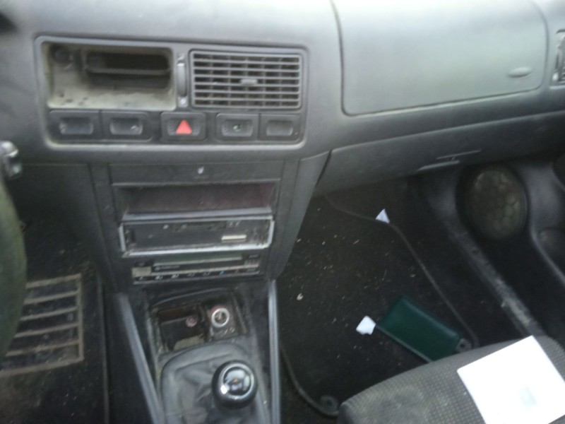 volkswagen golf iv (1j1) del año 1999