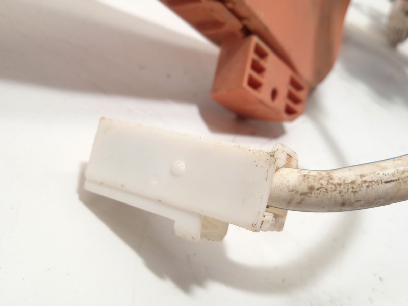 Recambio de modulo electronico para toyota auris (_e18_) 1.8 hybrid (zwe186_) referencia OEM IAM 8216402030 8216402030G 