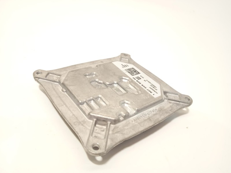 Recambio de centralita faros xenon para fiat ducato furgoneta (250_) 180 multijet 2,3 d referencia OEM IAM 130732952800 16125031