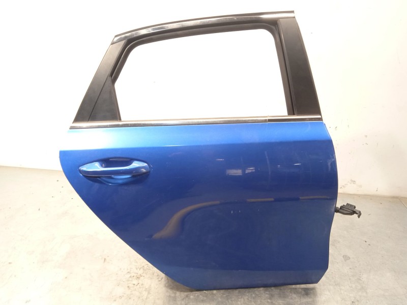 Recambio de puerta trasera derecha para kia ceed (cd) 1.0 t-gdi referencia OEM IAM 77004J7000  