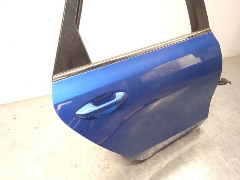 Recambio de puerta trasera derecha para kia ceed (cd) 1.0 t-gdi referencia OEM IAM 77004J7000  