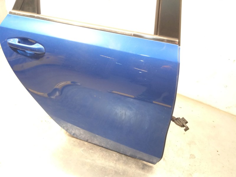 Recambio de puerta trasera derecha para kia ceed (cd) 1.0 t-gdi referencia OEM IAM 77004J7000  