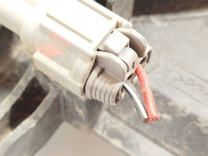 Recambio de electroventilador para subaru forester sport referencia OEM IAM 73310SG000  