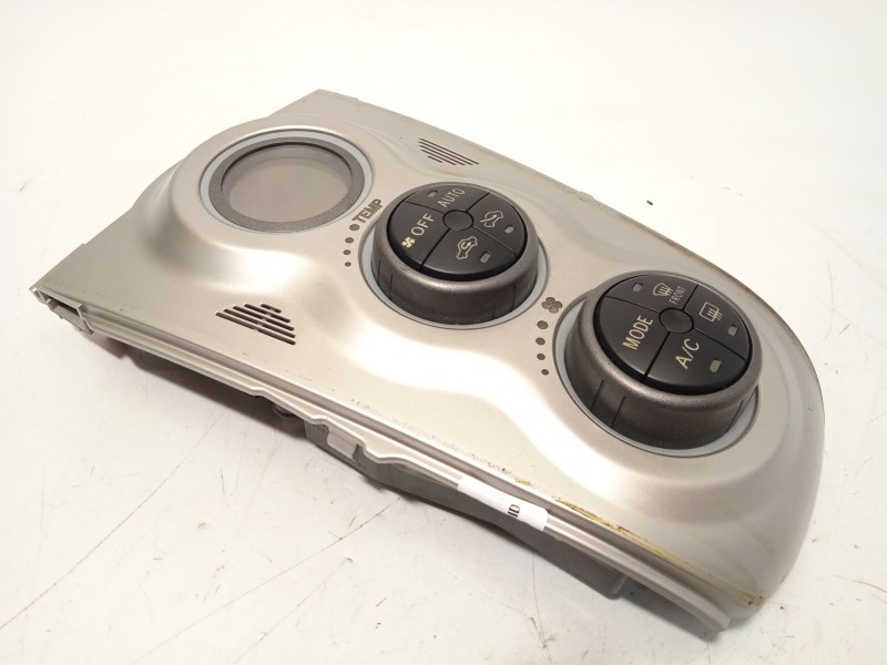 Recambio de mando climatizador para toyota yaris (_p9_) 1.3 vvt-i (scp90_) referencia OEM IAM 559000D210  