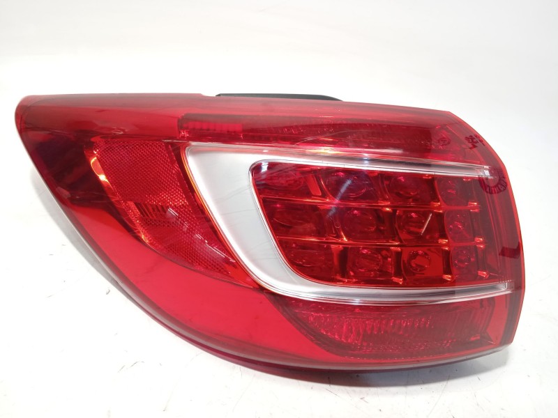 PILOTO TRASERO IZQUIERDO 924013W010 