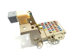 Recambio de caja reles / fusibles para subaru forester sport referencia OEM IAM 82201FJ210   2