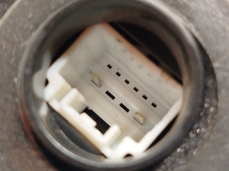 Recambio de cerradura puerta trasera derecha para subaru forester sport referencia OEM IAM 61035SG000  