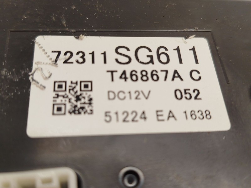 Recambio de mando climatizador para subaru forester sport referencia OEM IAM 72311SG611  